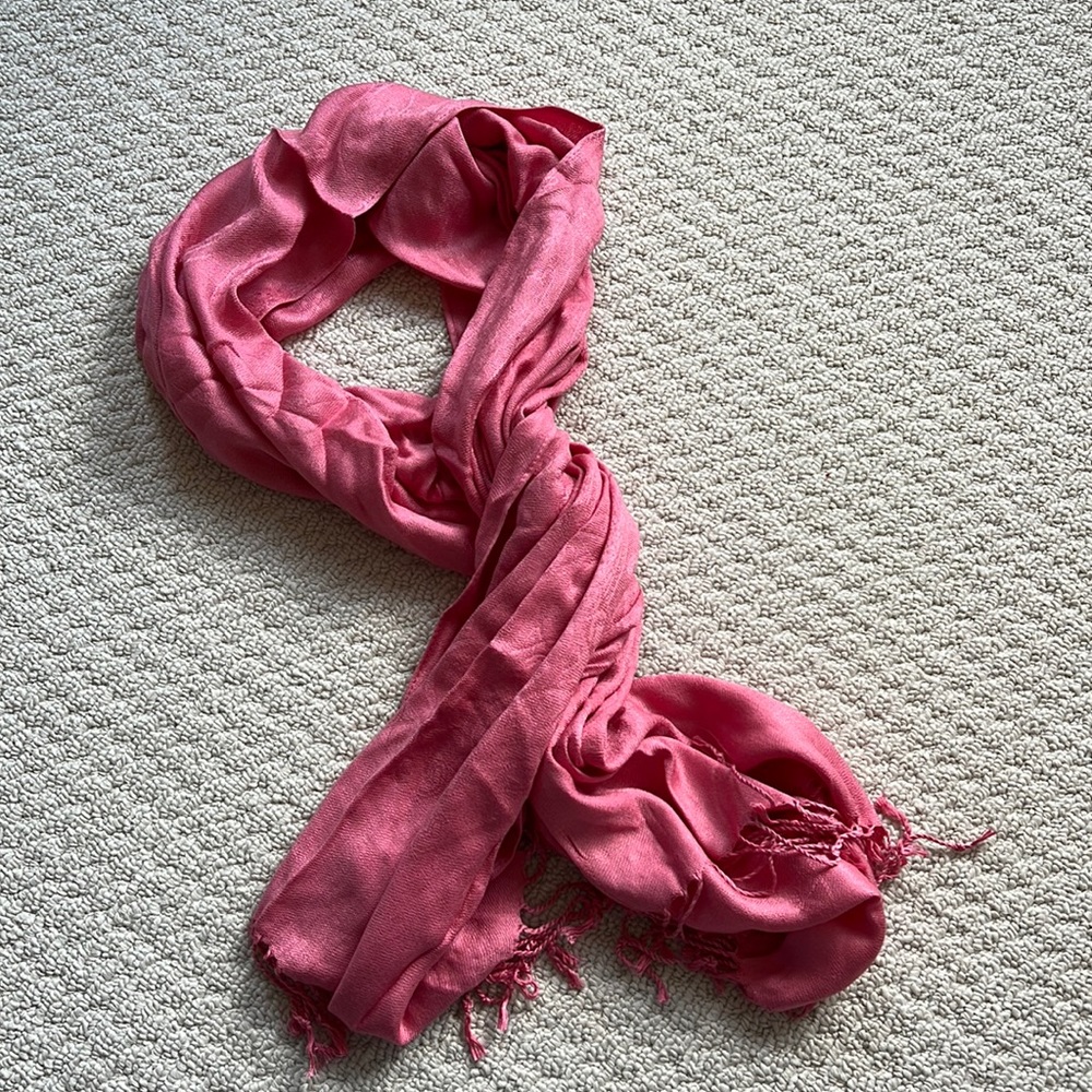 Pink soft scarf